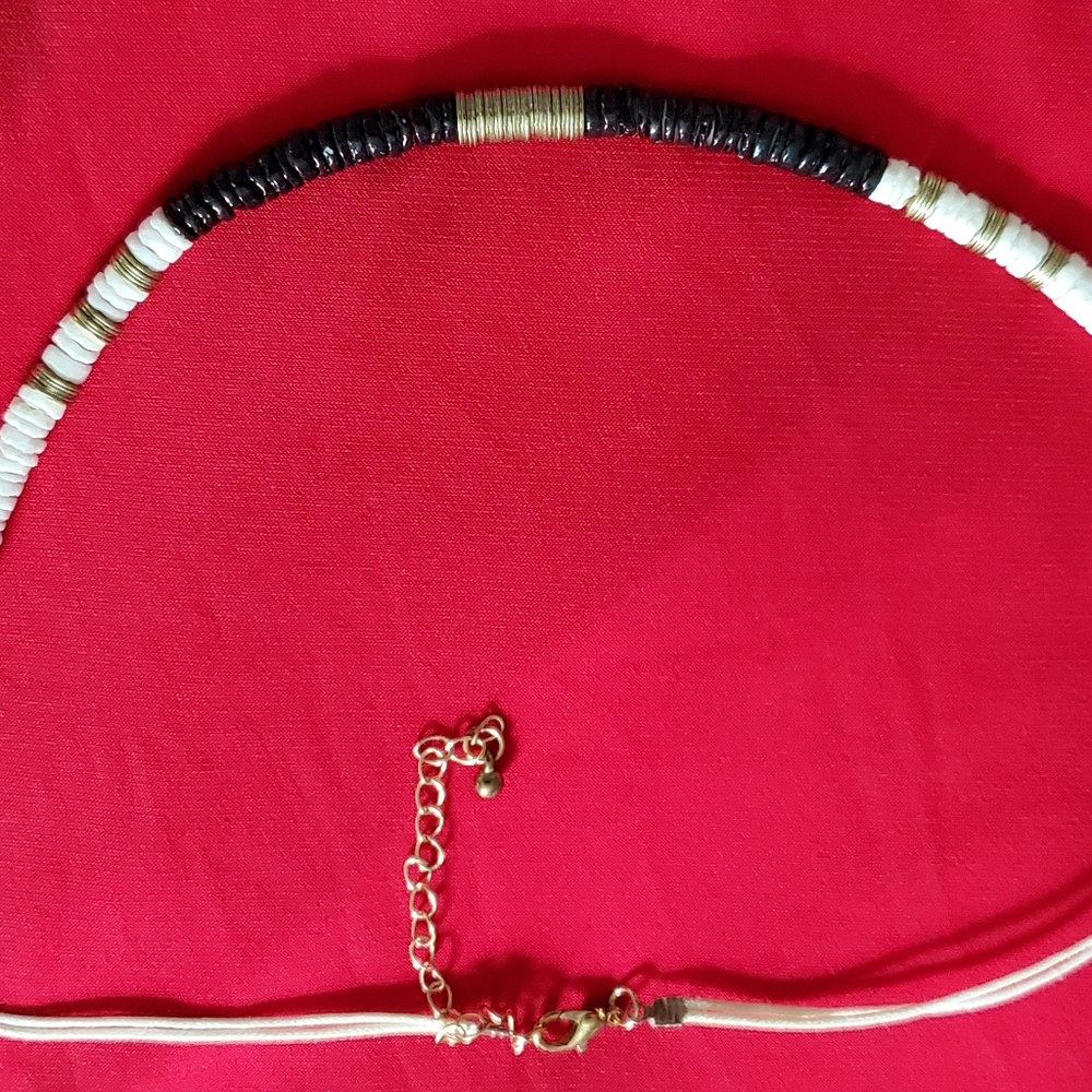 Ladies necklace